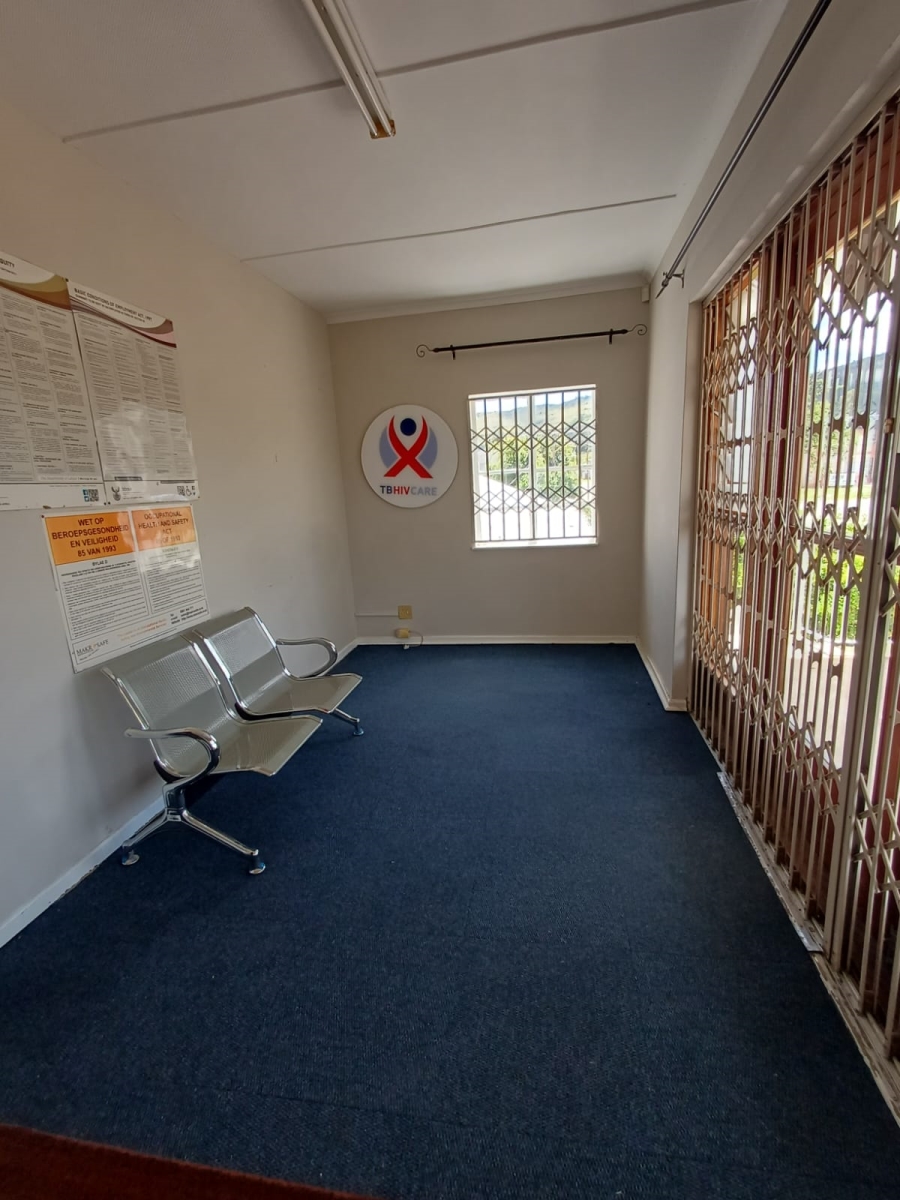 To Let commercial Property for Rent in Queenstown Central Eastern Cape